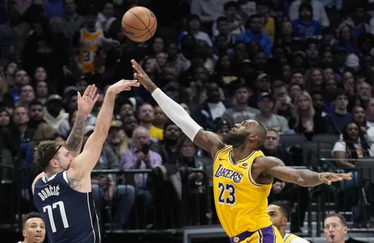 Les Lakers envisagent Doncic comme successeur de LeBron