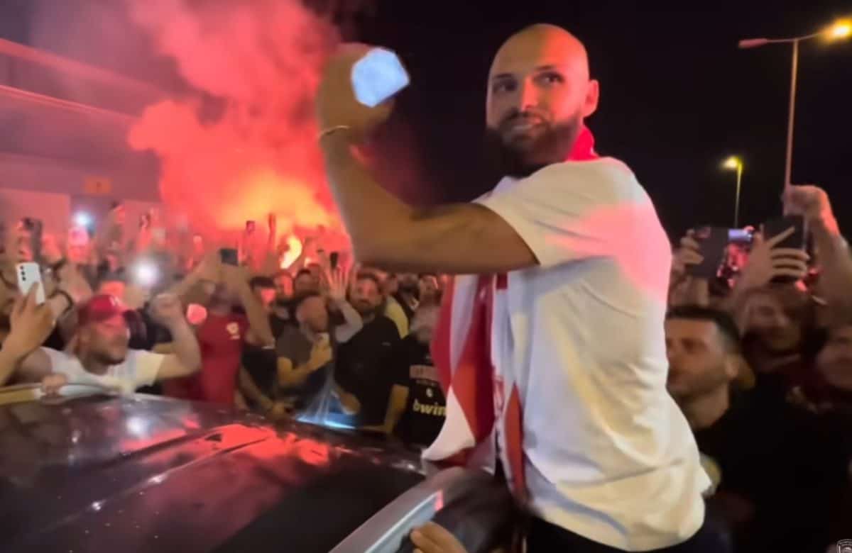 Evan Fournier, la star qui enflamme l'Olympiacos et les fans