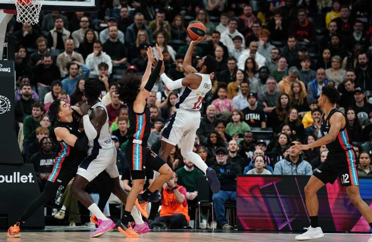 Baskonia trébuche à Paris dans un match d'Euroligue incroyablement raté