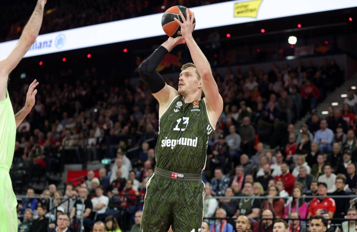 Obst pulvérise le Barça et écrit l'histoire en Euroligue