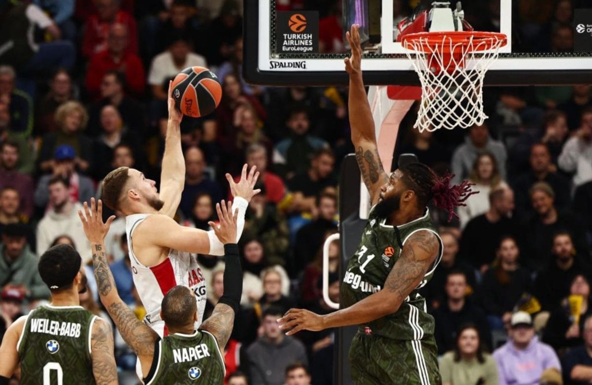 Edwards domine et offre la victoire à l'Euroligue contre Baskonia