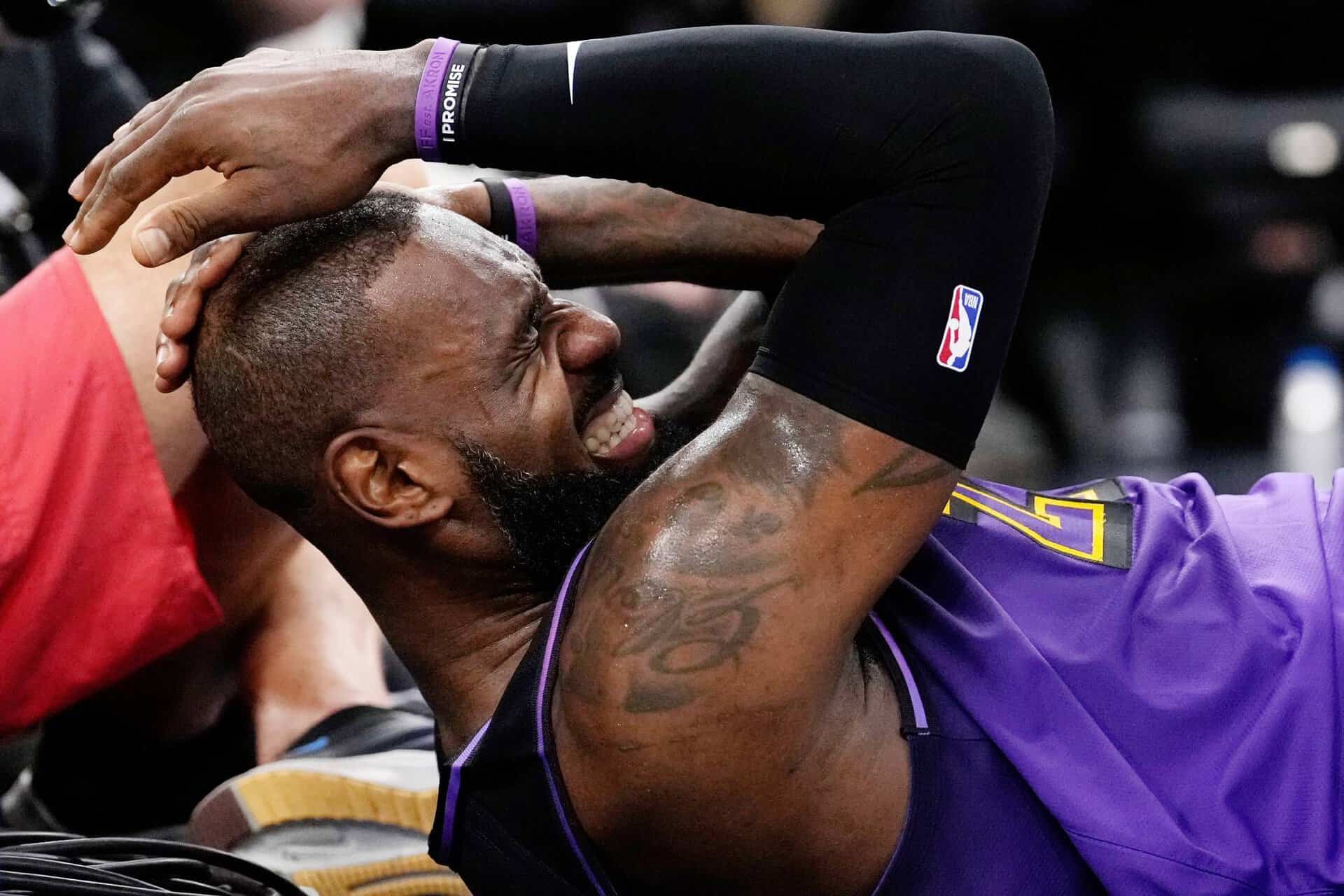 Clippers détrônent Lakers à Los Angeles dans un duel épique
