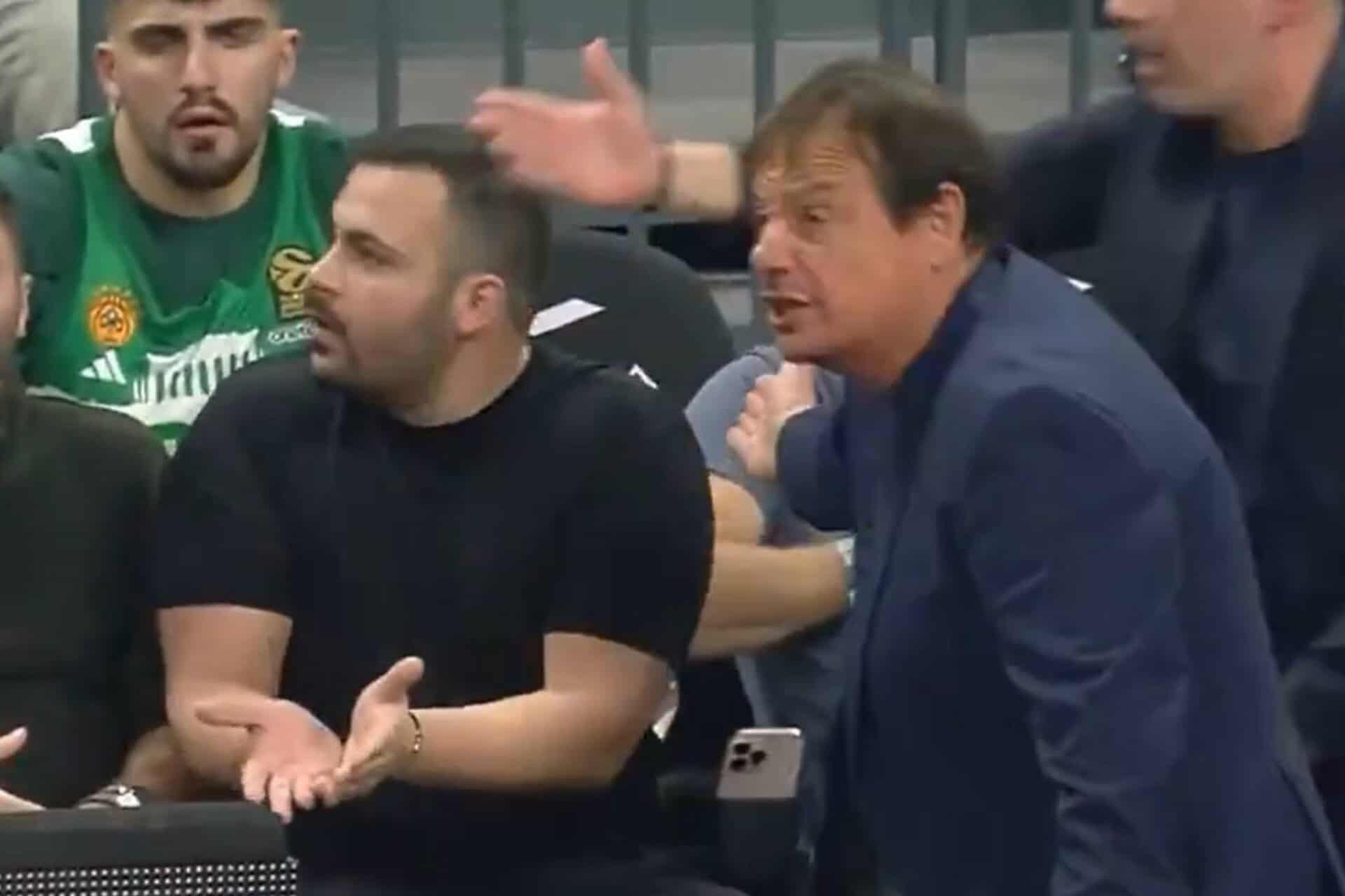 Ergin Ataman expulsé et blâme un fan pour son exclusion en Euroligue