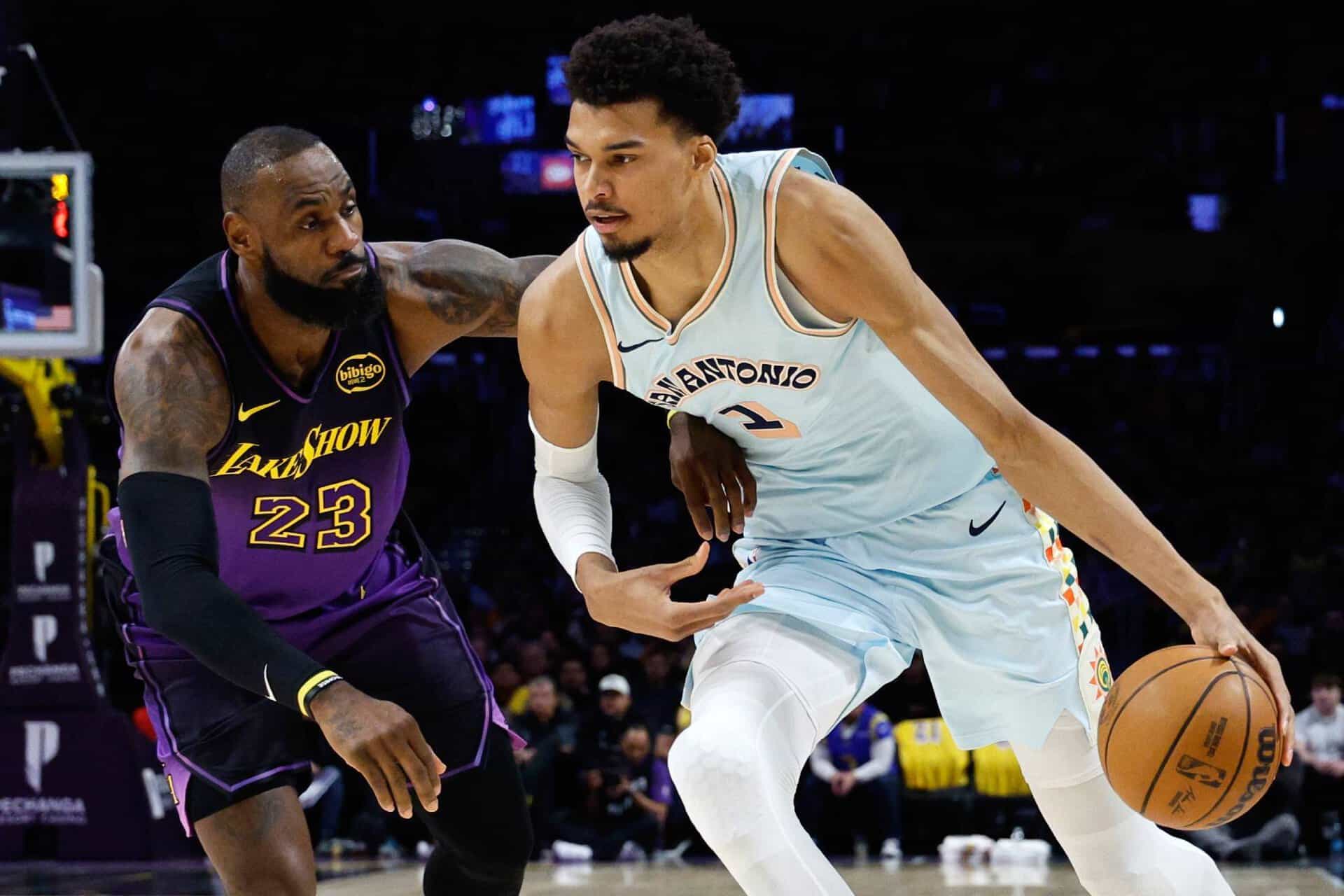 Wembanyama, le « nouveau roi » des parquets, surclasse LeBron et les Lakers