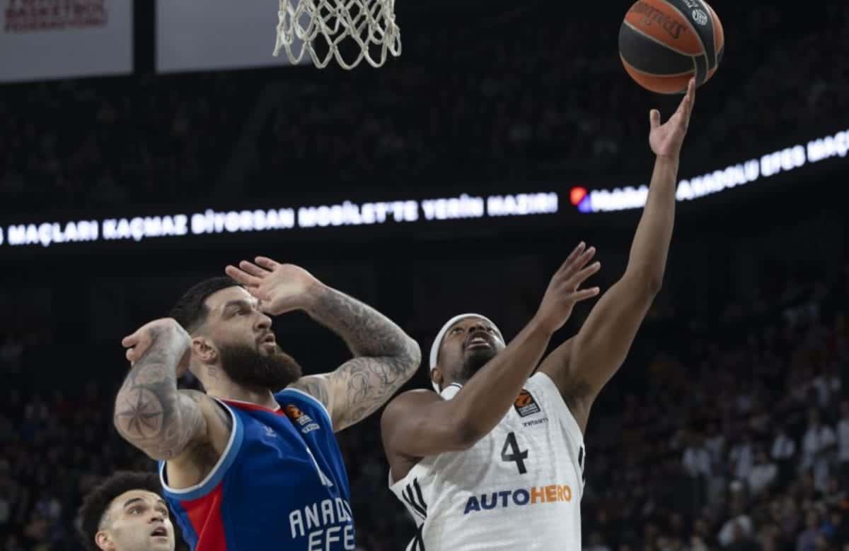 Dennis Smith Jr. quitte le Real Madrid après seulement 35 minutes de jeu
