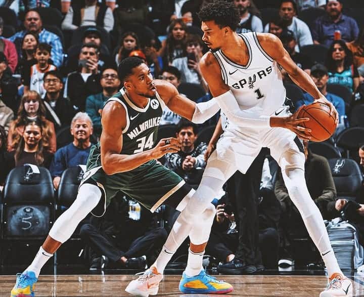 Wembanyama et Antetokounmpo brillent, les Spurs écrasent les Bucks 144-118