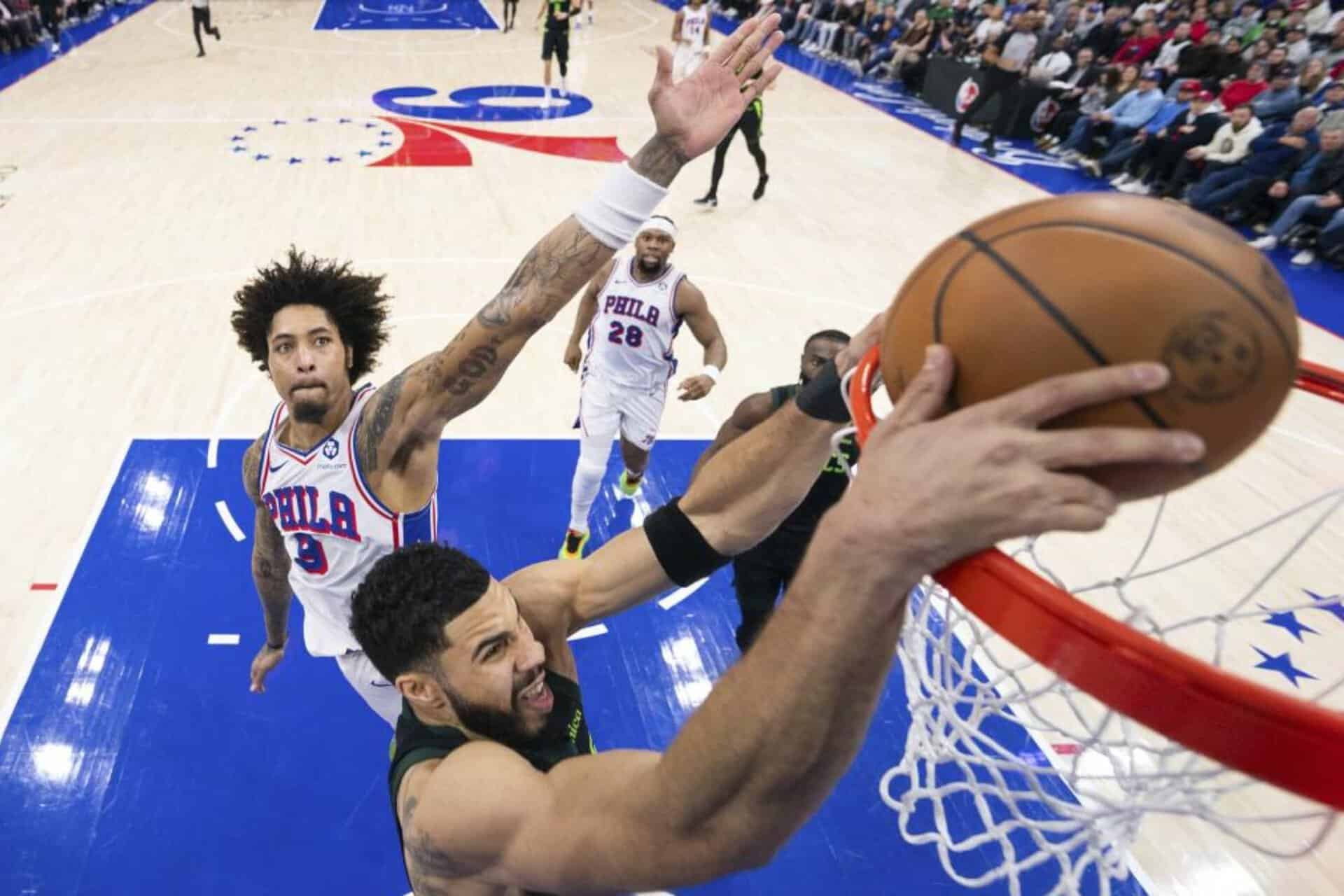 Celtics réalisent une remontée historique avec 26 points contre les Sixers