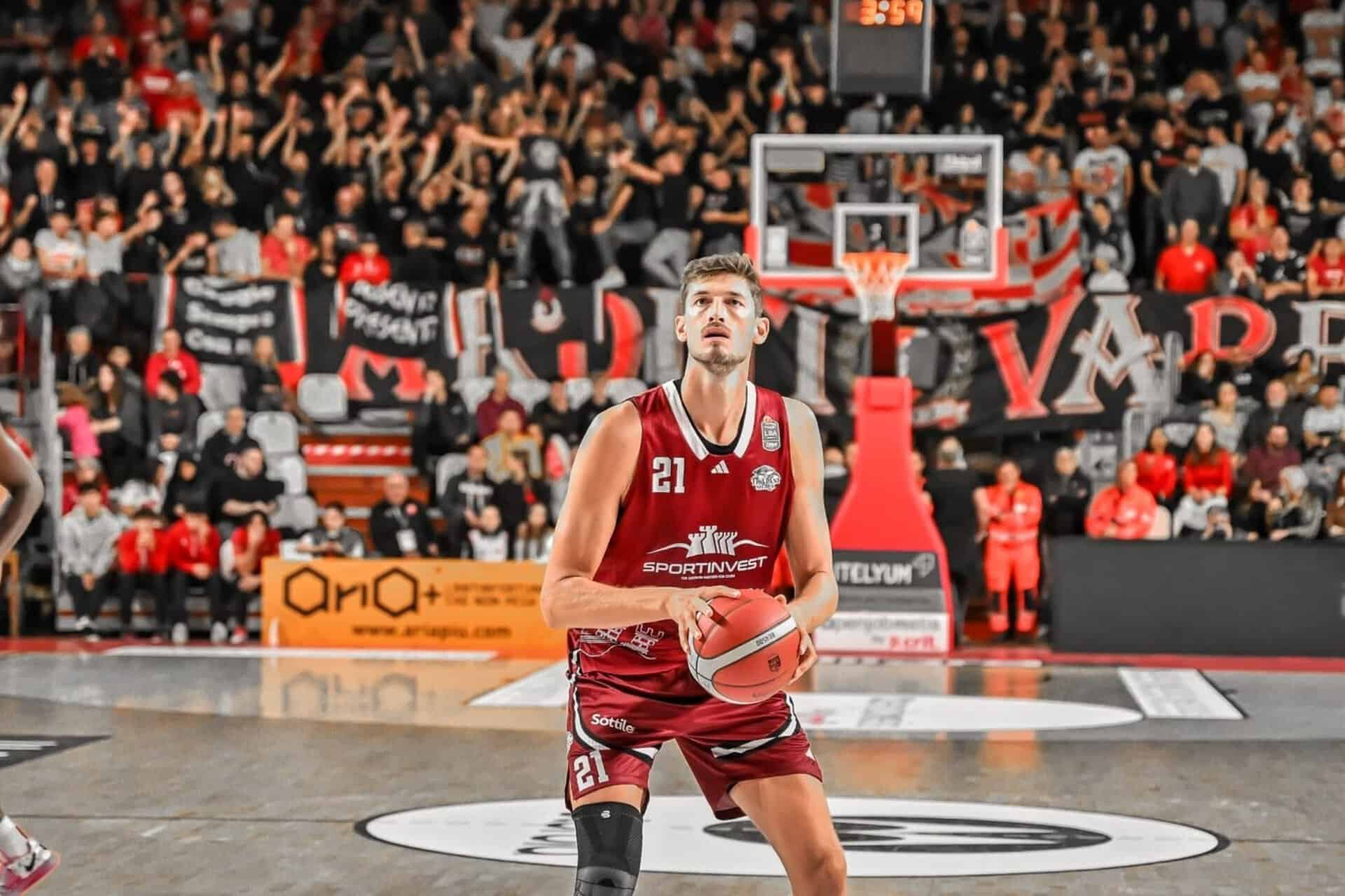 Tibor Pleiss en route pour relancer sa carrière à l’Euroligue avec Panathinaikos