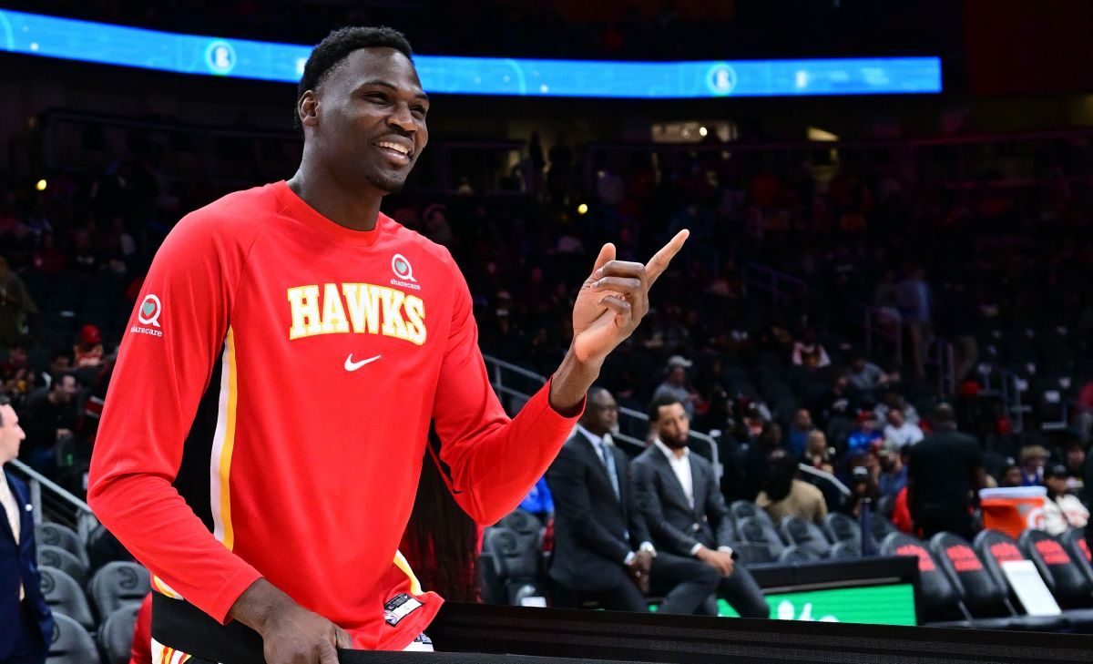 Blessure grave pour N'Faly Dante des Hawks, saison terminée