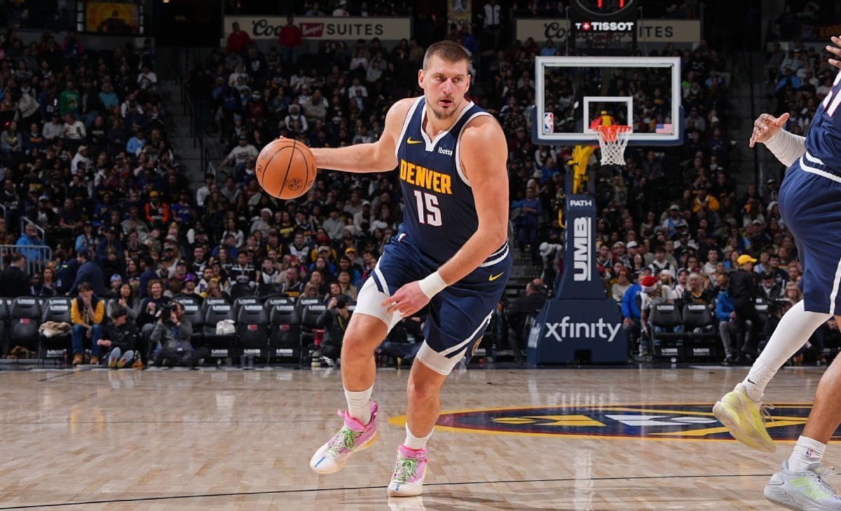 Jokic bat le record d’assists en carrière chez les pivots NBA