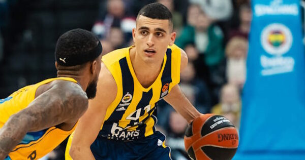 Théorie choc : Obradovic bloque Jasikevicius et Madars