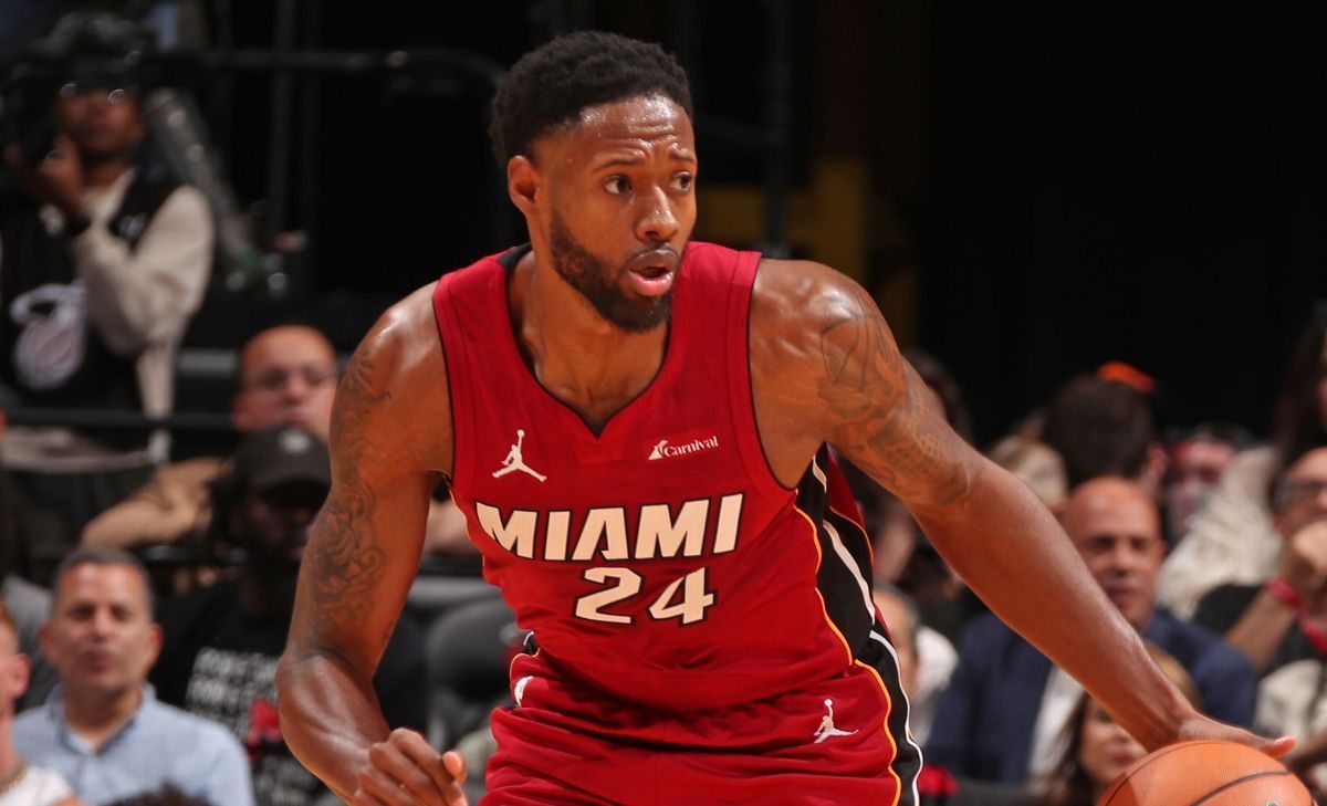 Haywood Highsmith signe un contrat avec les Phoenix Suns