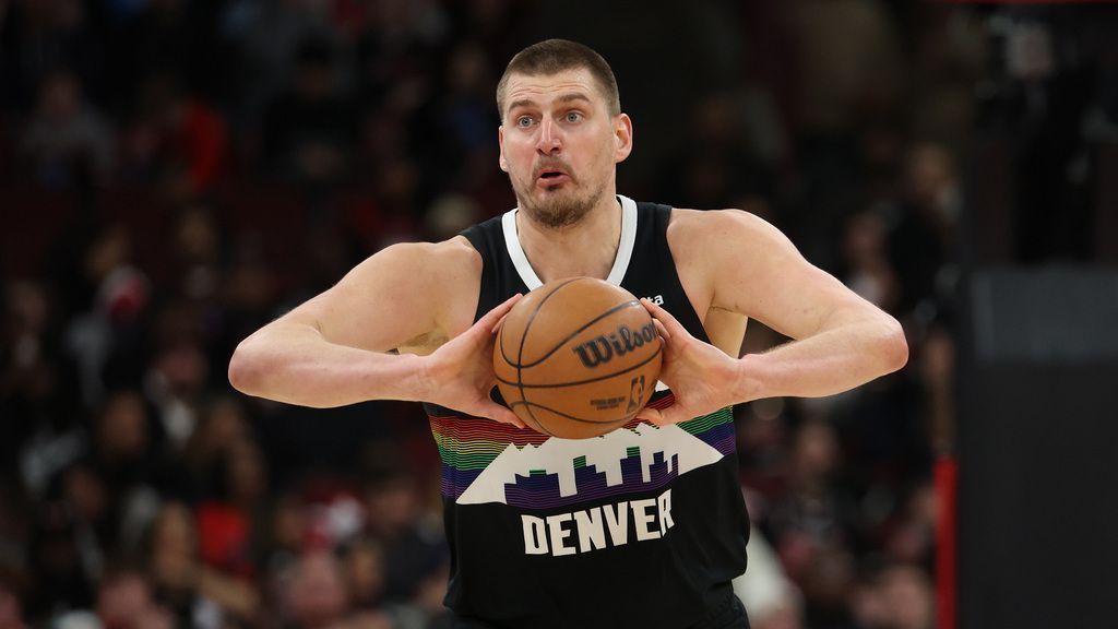 Jokic dépasse Robertson et signe 182 triple-doubles NBA