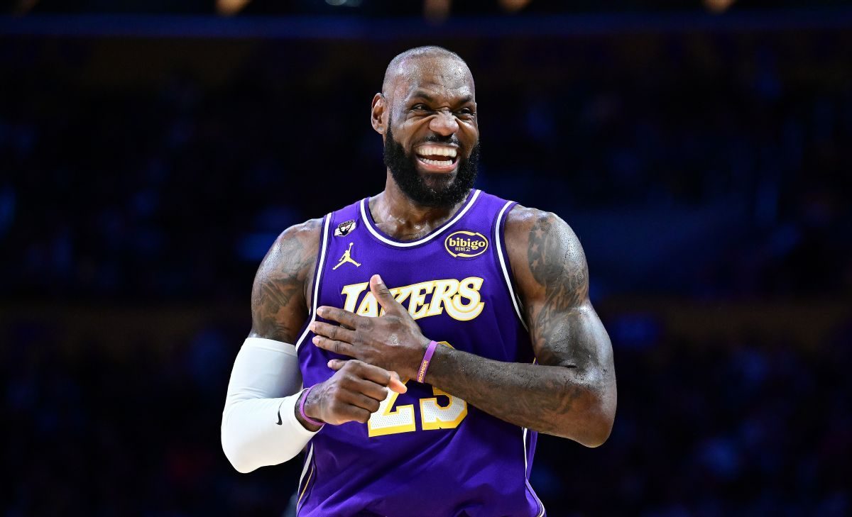 LeBron James, plus vieux triple-double face aux Mavericks