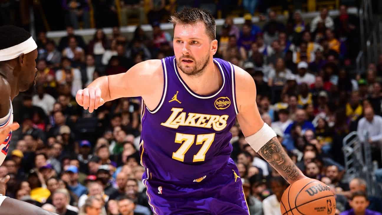 Luka Doncic blessé face aux Sixers, IRM prévue