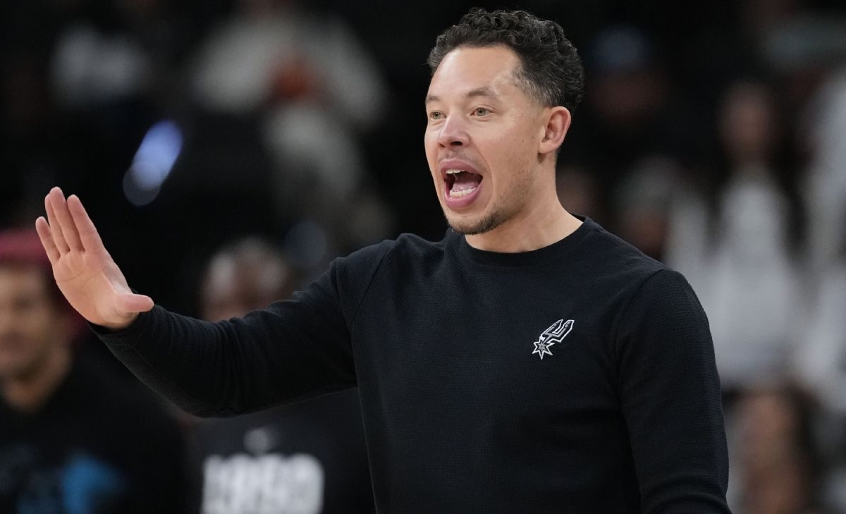 Spurs battent Magic et Johnson coach All-Star NBA