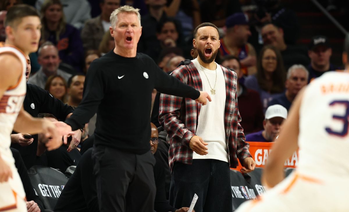 Steph Curry sur l’échange Porzingis et sa blessure au genou