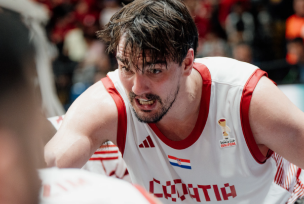 Dario Šaričs critique Sacramento Kings et cherche équipe