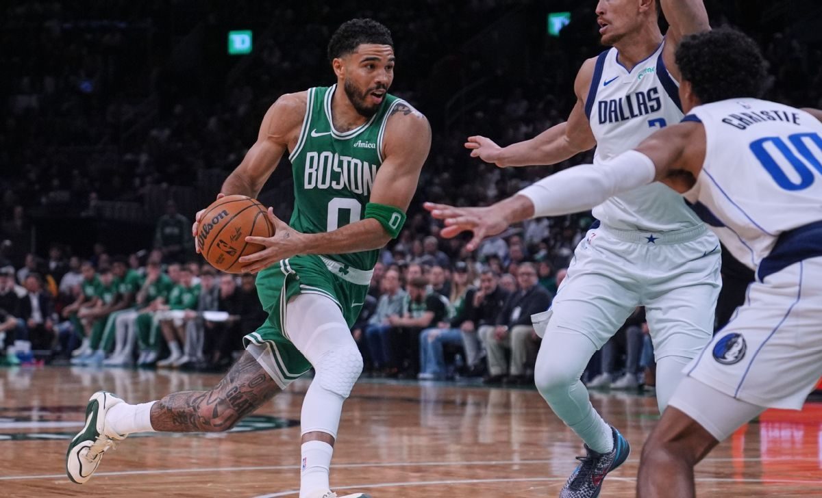 Jayson Tatum brille à son retour avec les Celtics face aux Mavs