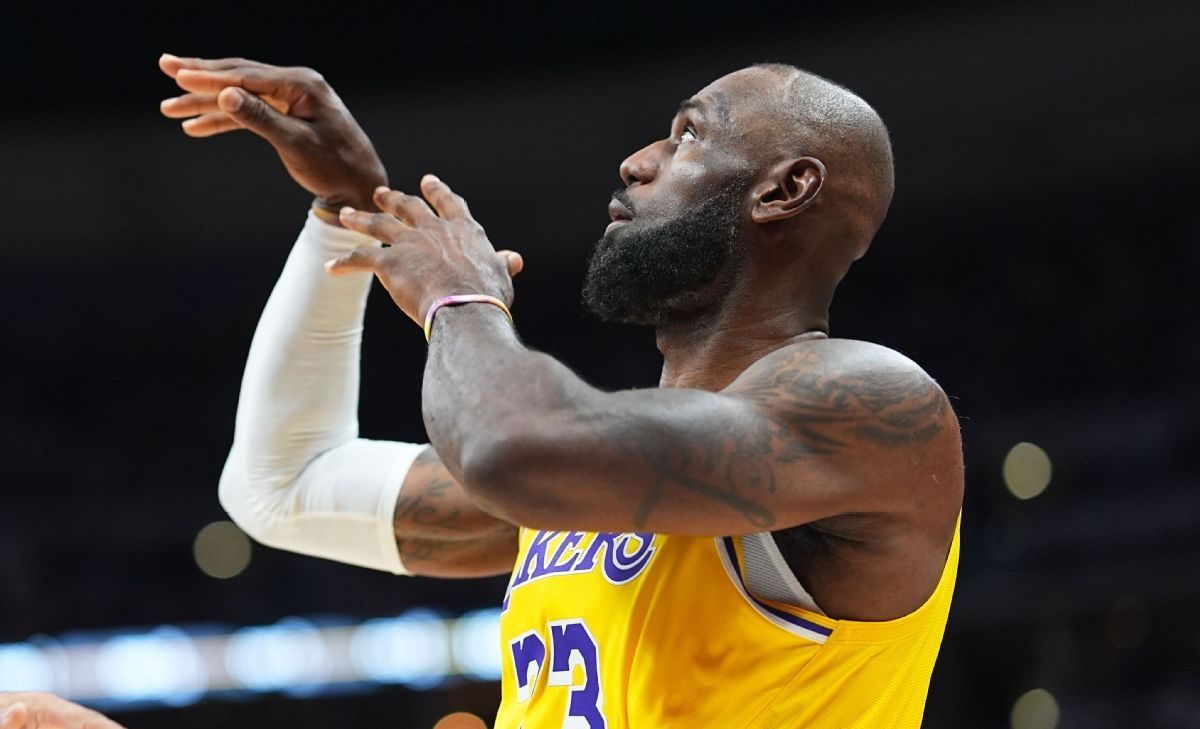 LeBron James dépasse Kareem en tirs réussis NBA