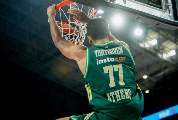 Panathinaikos libère Omer Yurtseven, pivot turc exclu
