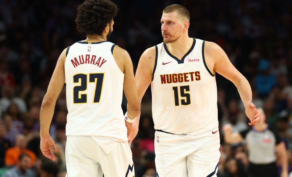 Murray 53 pts et Jokic 20-20-19 face aux Mavericks