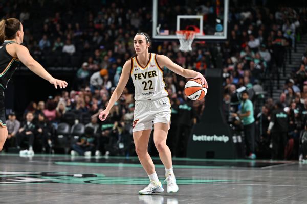 Caitlin Clark revient et brille avec Indiana Fever en 2026