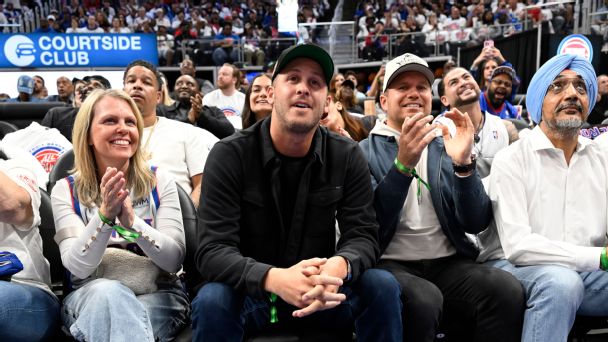 Timothée Chalamet et Suni Lee aux playoffs NBA 2026