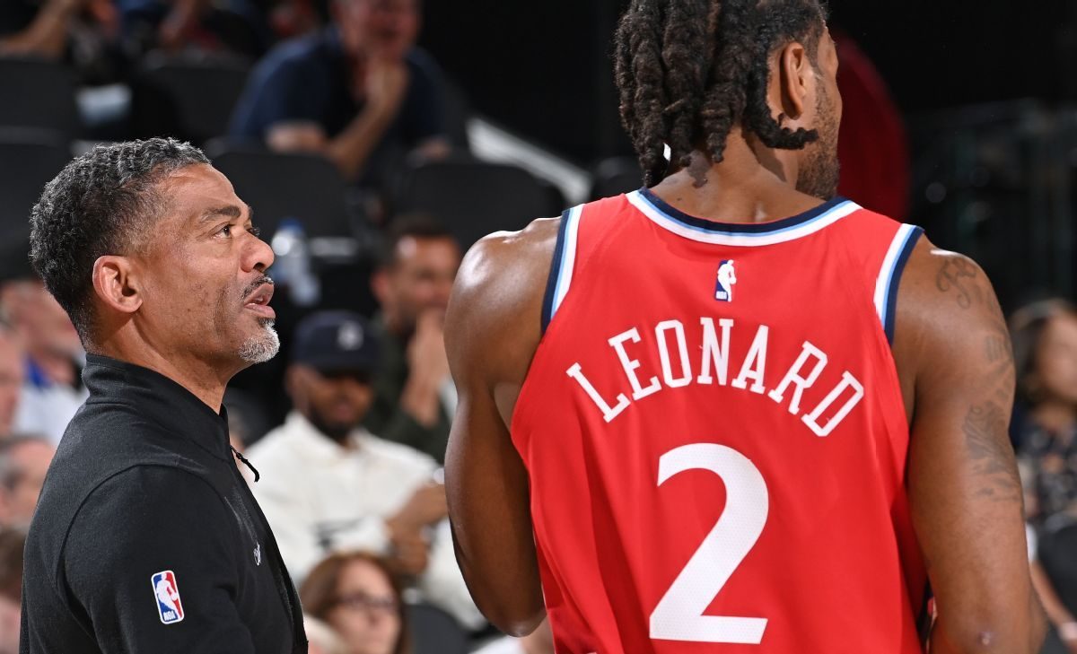 Kawhi Leonard absent face aux Warriors avant le play-in