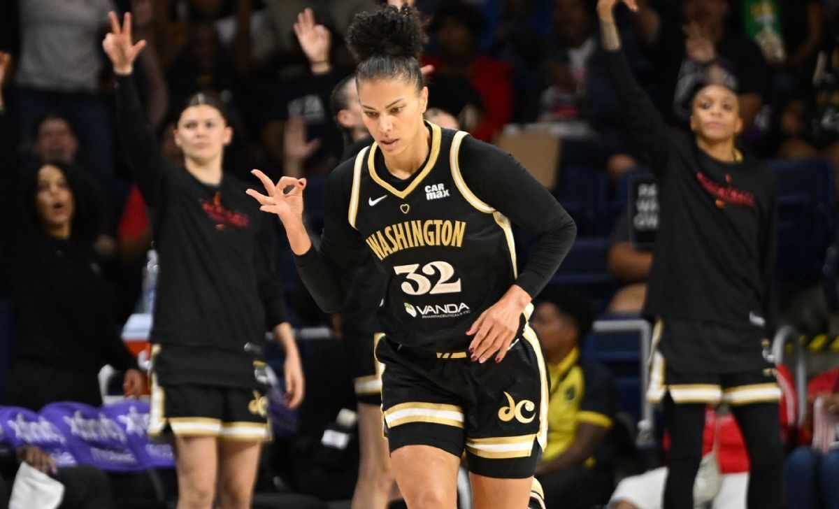 Dallas Wings renforcent leur effectif avec Alysha Clark en 2026