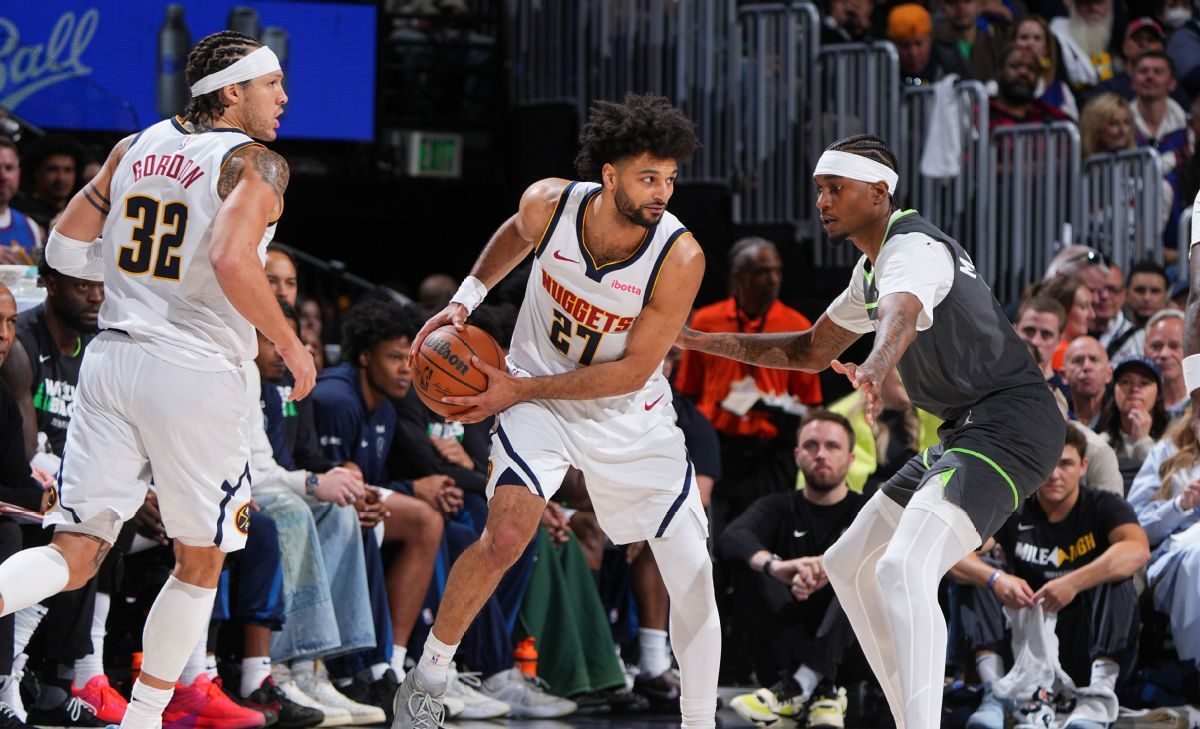 Jamal Murray brille, Nuggets gagnent le Game 1 des playoffs 2026