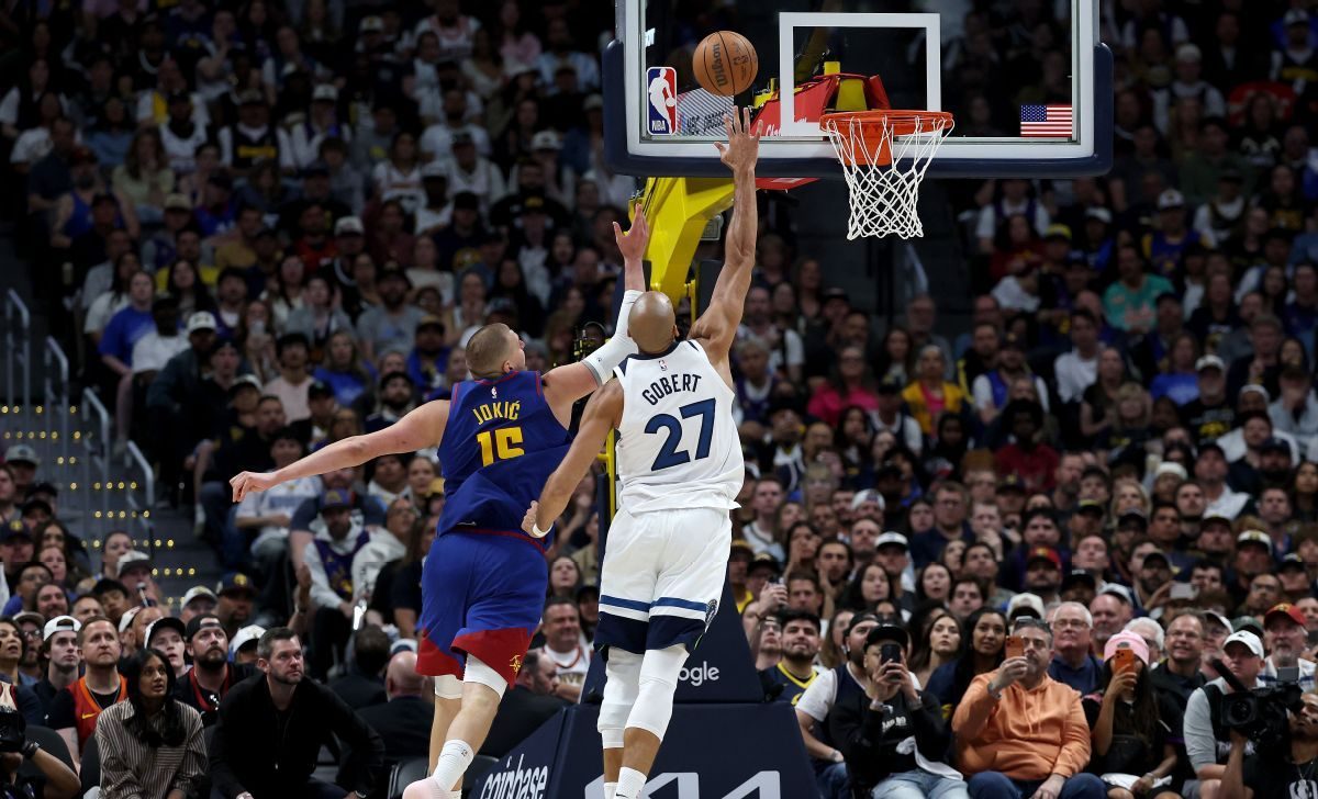 Gobert domine Jokic et mène Minnesota à la victoire 2026