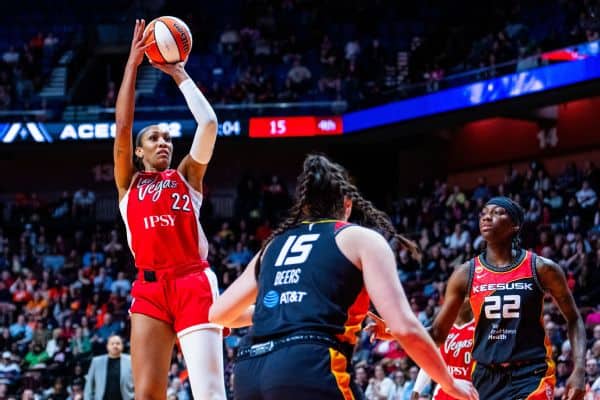 A'ja Wilson explose les Sun avec 45 pts, Aces en forme