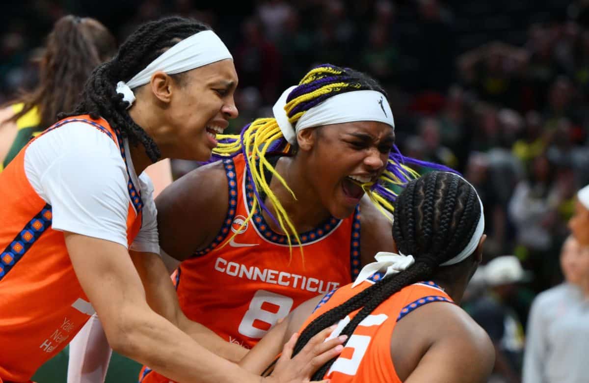 Burke offre la 1ère victoire du Sun face au Storm 80-78