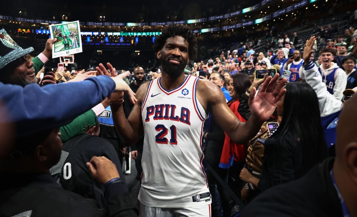 Embiid demande aux fans des 76ers de ne pas vendre aux Knicks