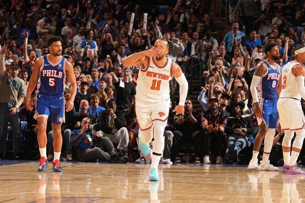 Knicks dominent les 76ers et confirment leur série historique 2026