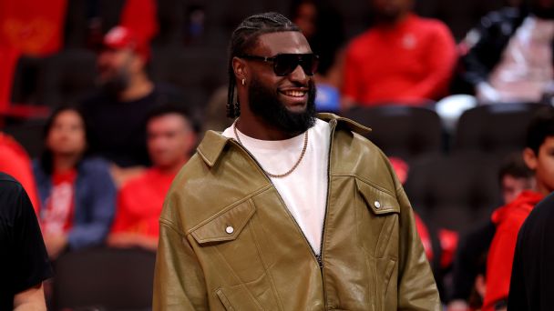 LeBron James taquine Will Anderson Jr et Bronny en 2026
