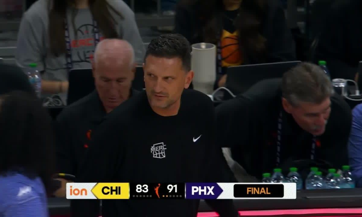 Nogic brille, Phoenix Mercury battent Chicago Sky 91-83
