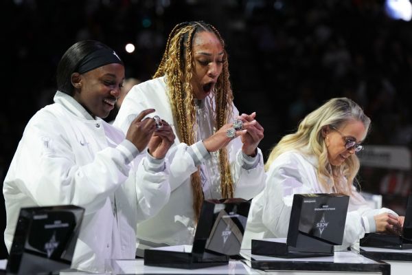 Phoenix Mercury écrase Las Vegas Aces à l'ouverture 2026