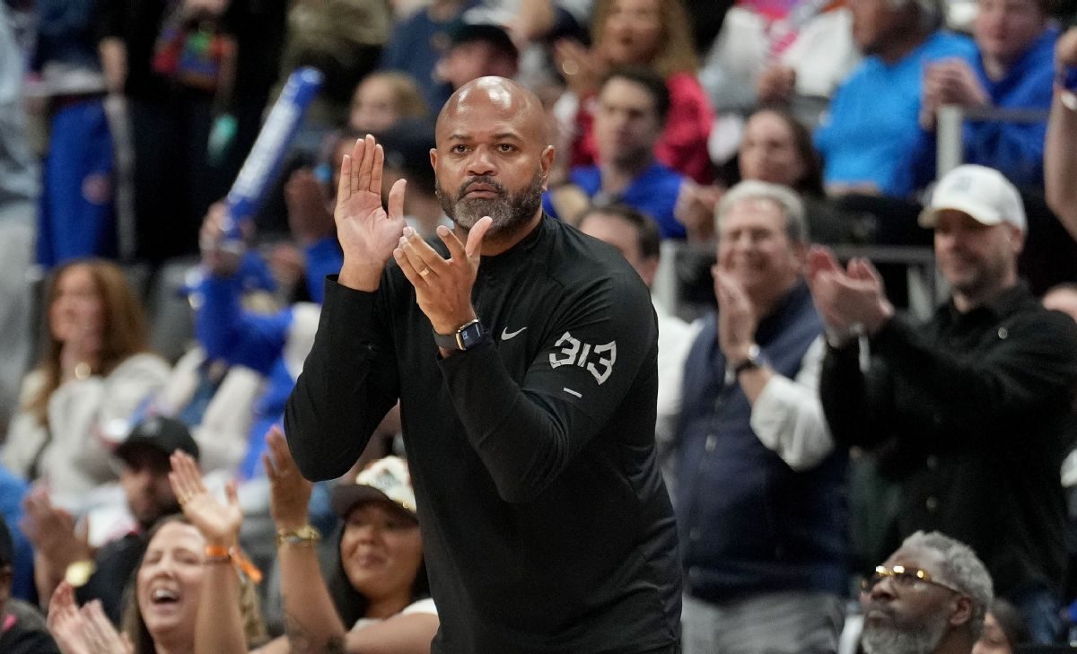 Pistons prolongent J.B. Bickerstaff après victoire historique