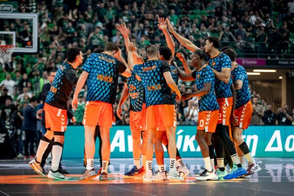 Valencia bat Panathinaikos en quart d’Euroligue 2026