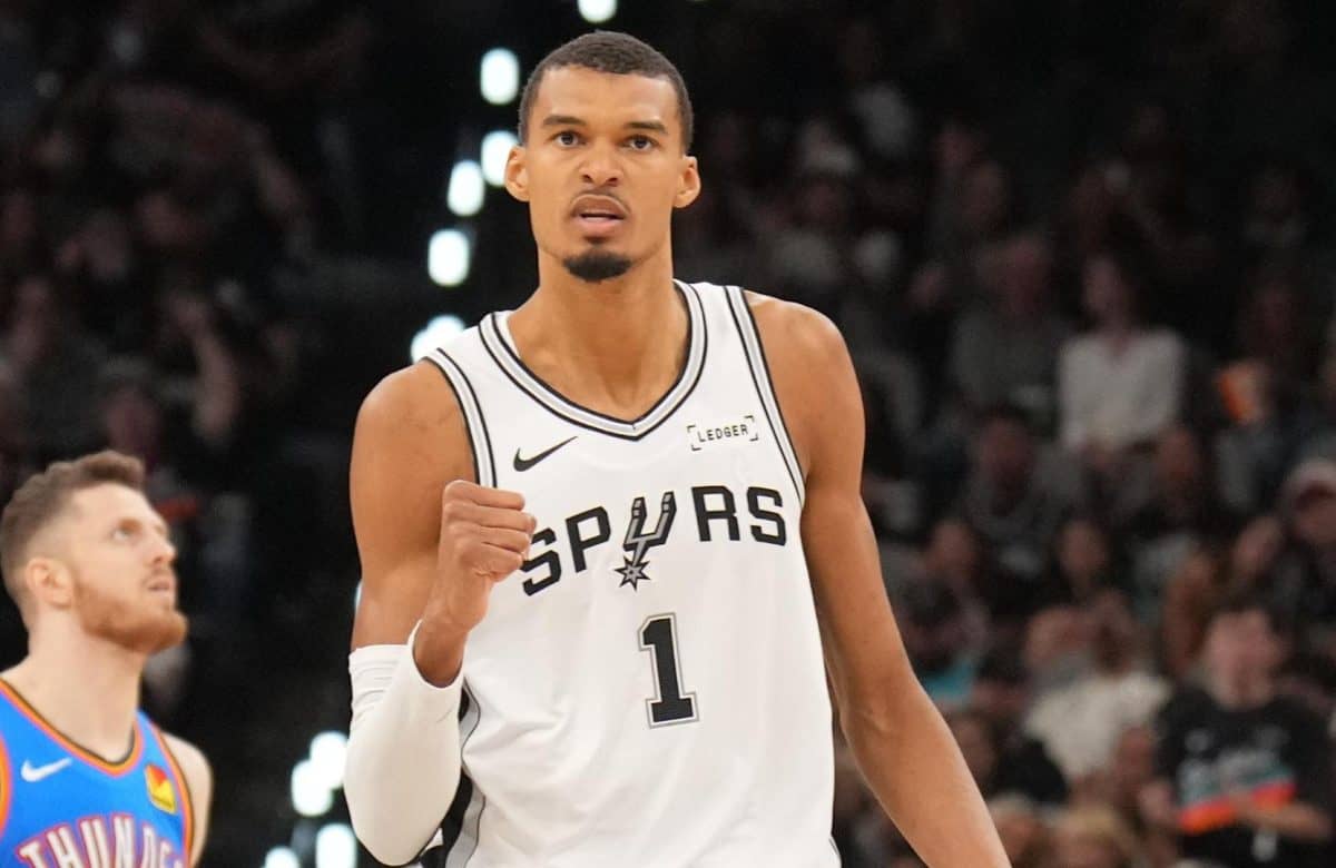 Wembanyama guide les Spurs à la victoire face au Thunder 2026