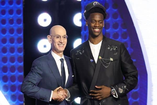 AJ Dybantsa porte le n°4 avec les Wizards en 2026