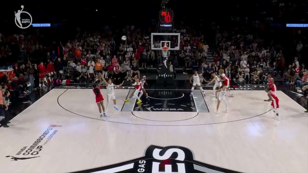 A’ja Wilson et Jackie Young brillent, Aces battent Valkyries