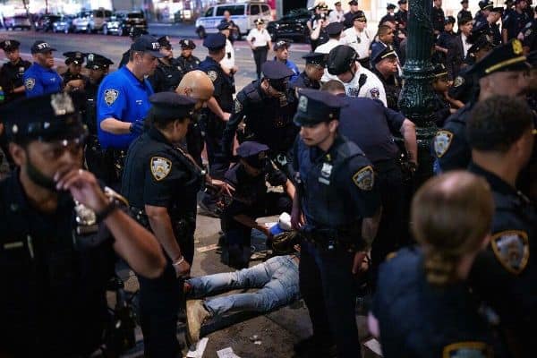 Bagarre et arrestations après la défaite des Knicks en 2026