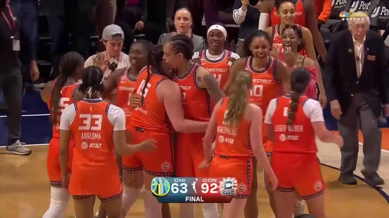 Brittney Griner leader en contres, Sun battent Sky 92-63