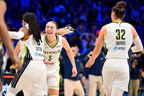 Bueckers propulse Dallas Wings à une victoire spectaculaire
