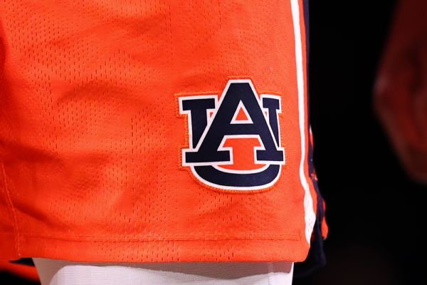 Narcisse Ngoy drafté par Clippers jouera à Auburn en 2026