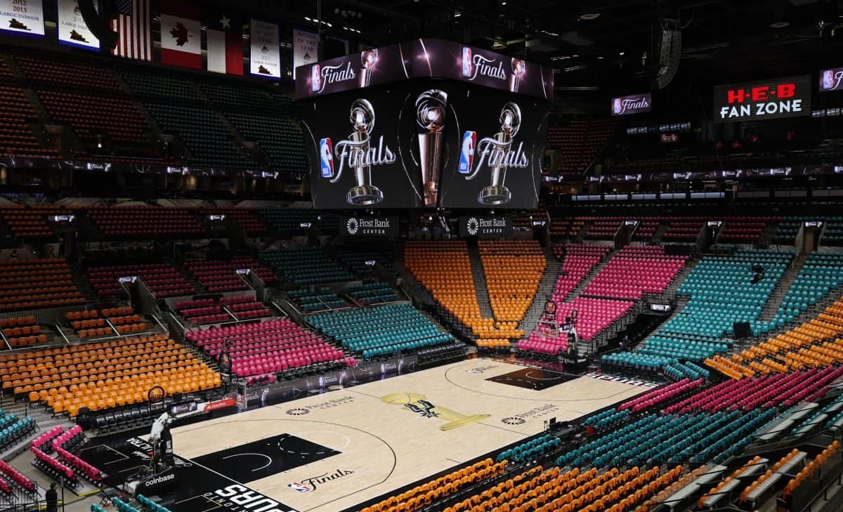 NBA Finals 2026 : Knicks vs Spurs, ambiance et style Game 1