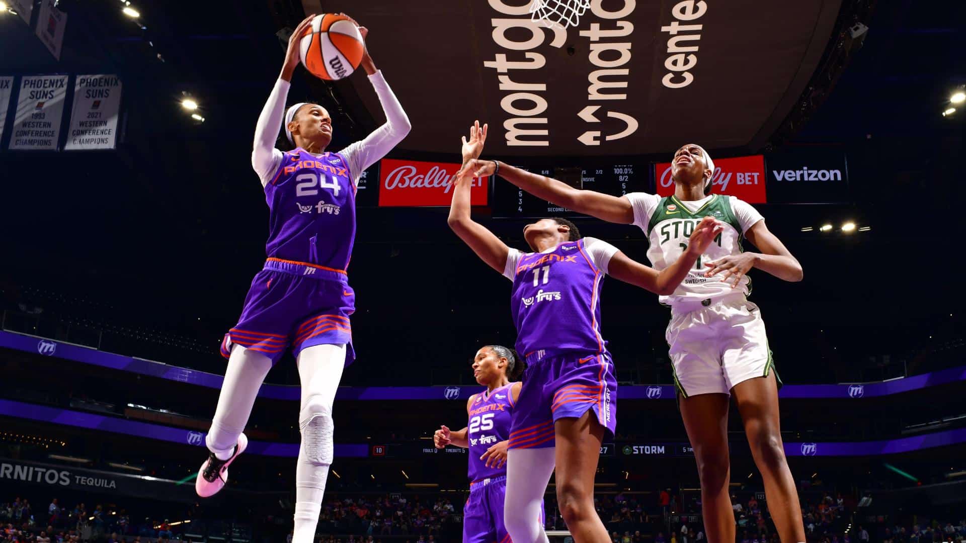 Phoenix Mercury stoppe Seattle Storm 93-73 en 2026